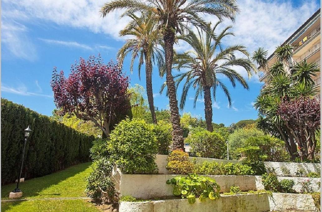 The Hollidays Apartment Calella Buitenkant foto